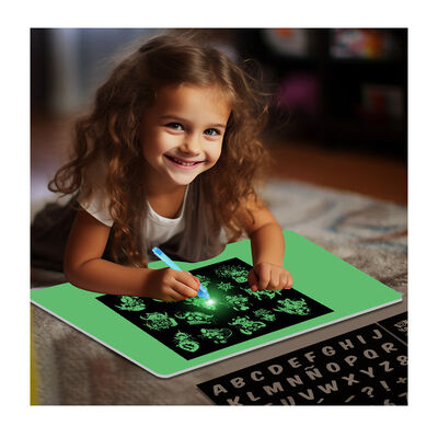 Luminous Drawing Toys Set Creative Magic LED Illuminated Night Drawing Board Photo Luminescent Glow Art Dark Drawing Pad For Children